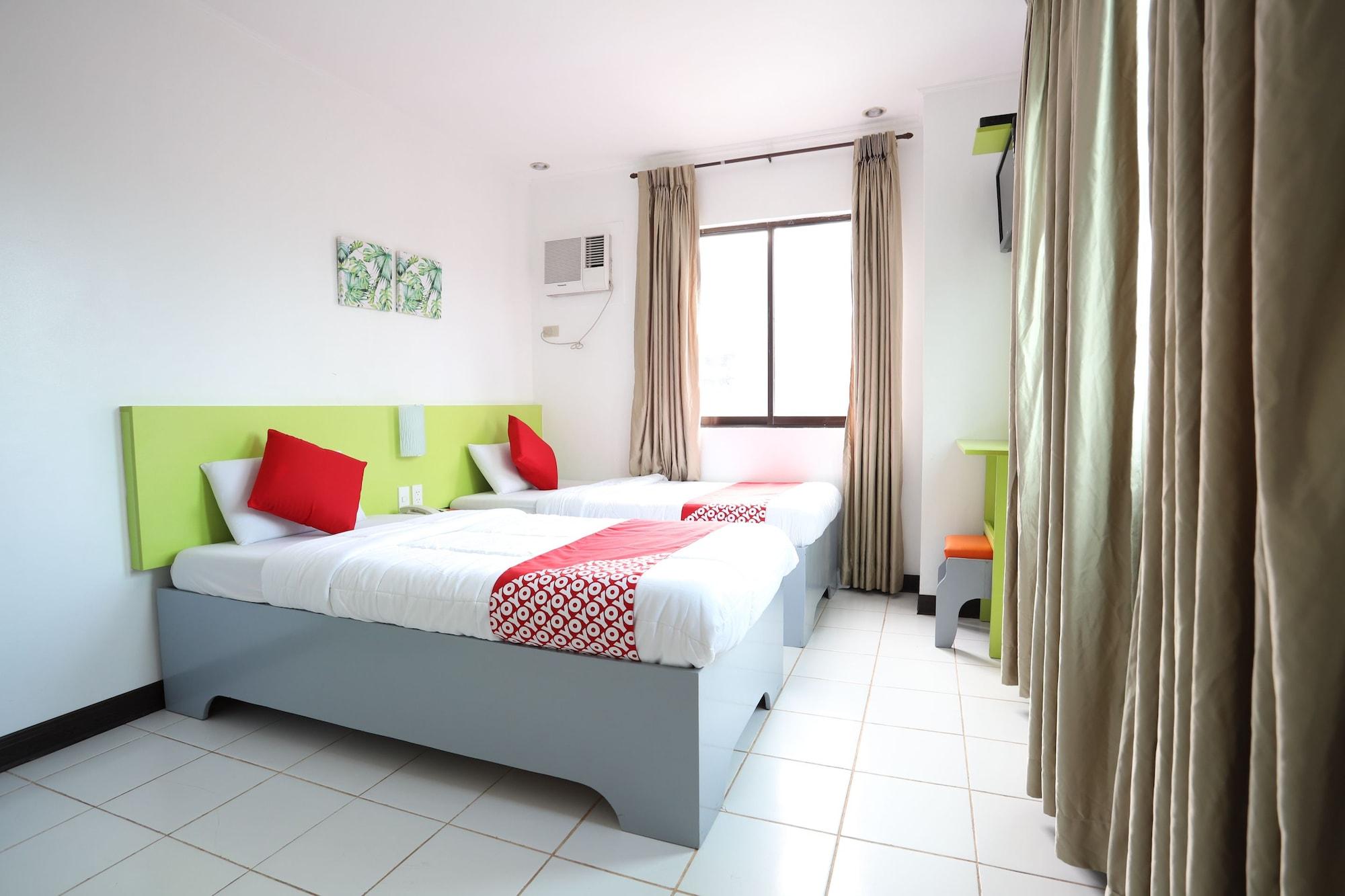 Oyo 210 Apple Tree Suites Cebu Extérieur photo