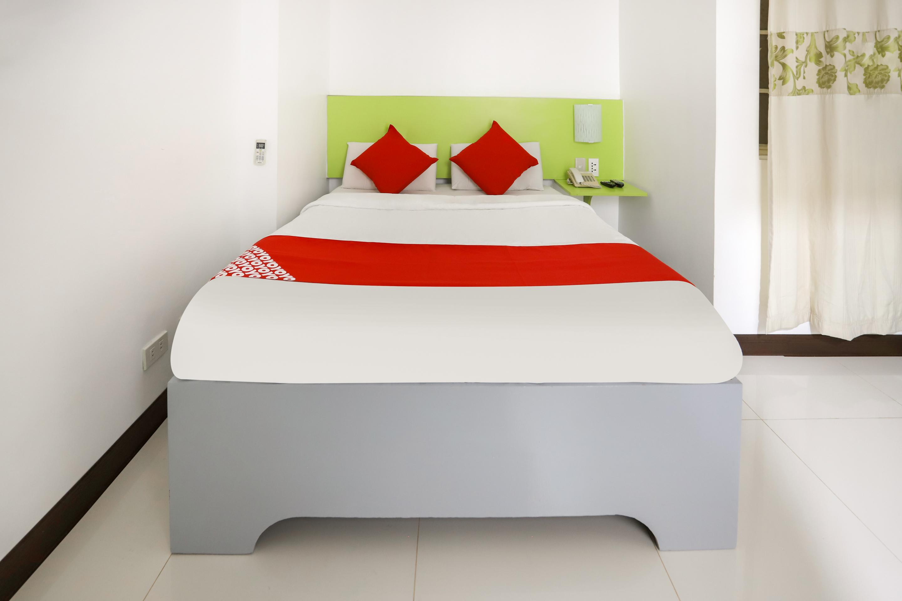 Oyo 210 Apple Tree Suites Cebu Extérieur photo