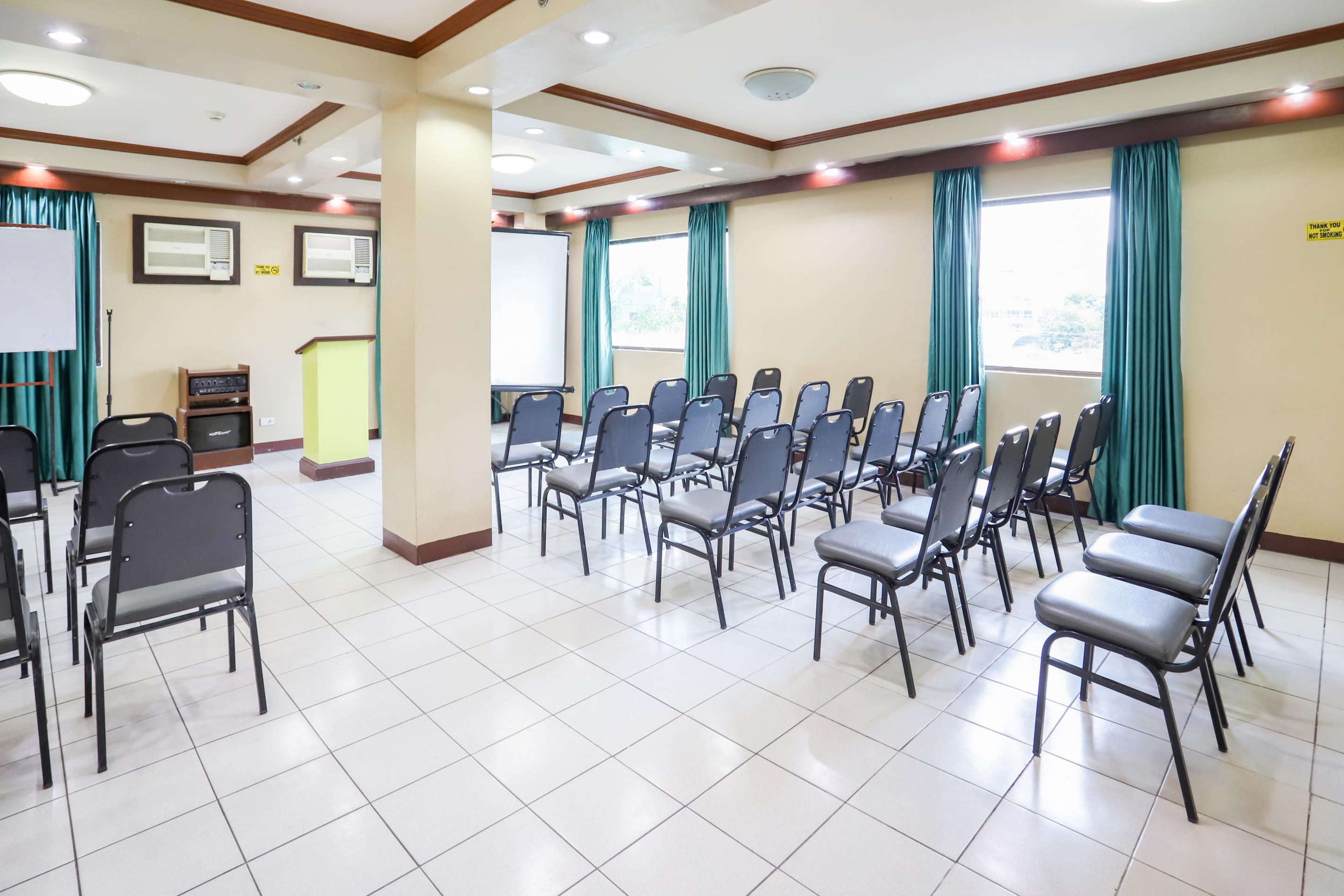 Oyo 210 Apple Tree Suites Cebu Extérieur photo