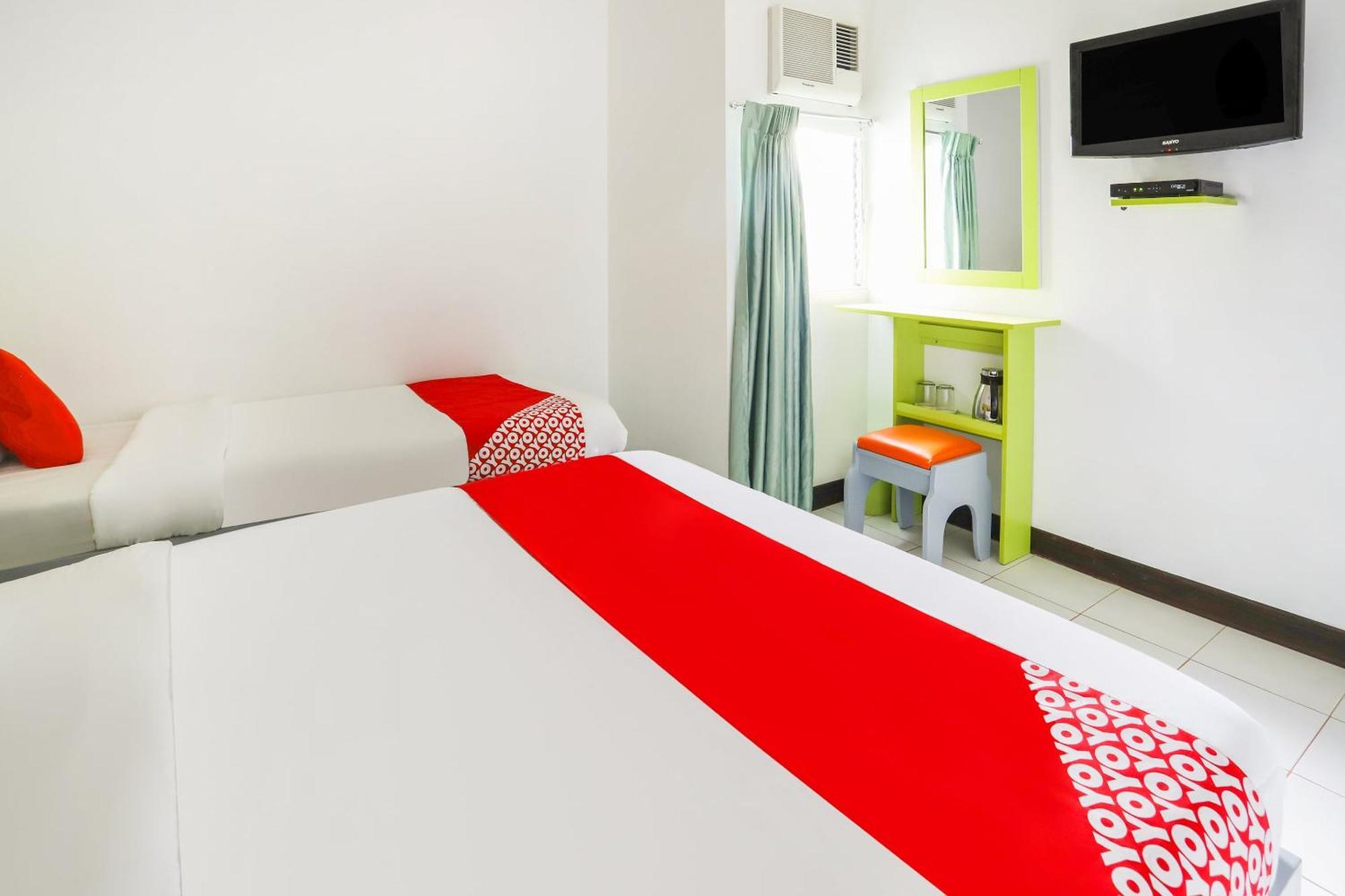 Oyo 210 Apple Tree Suites Cebu Extérieur photo