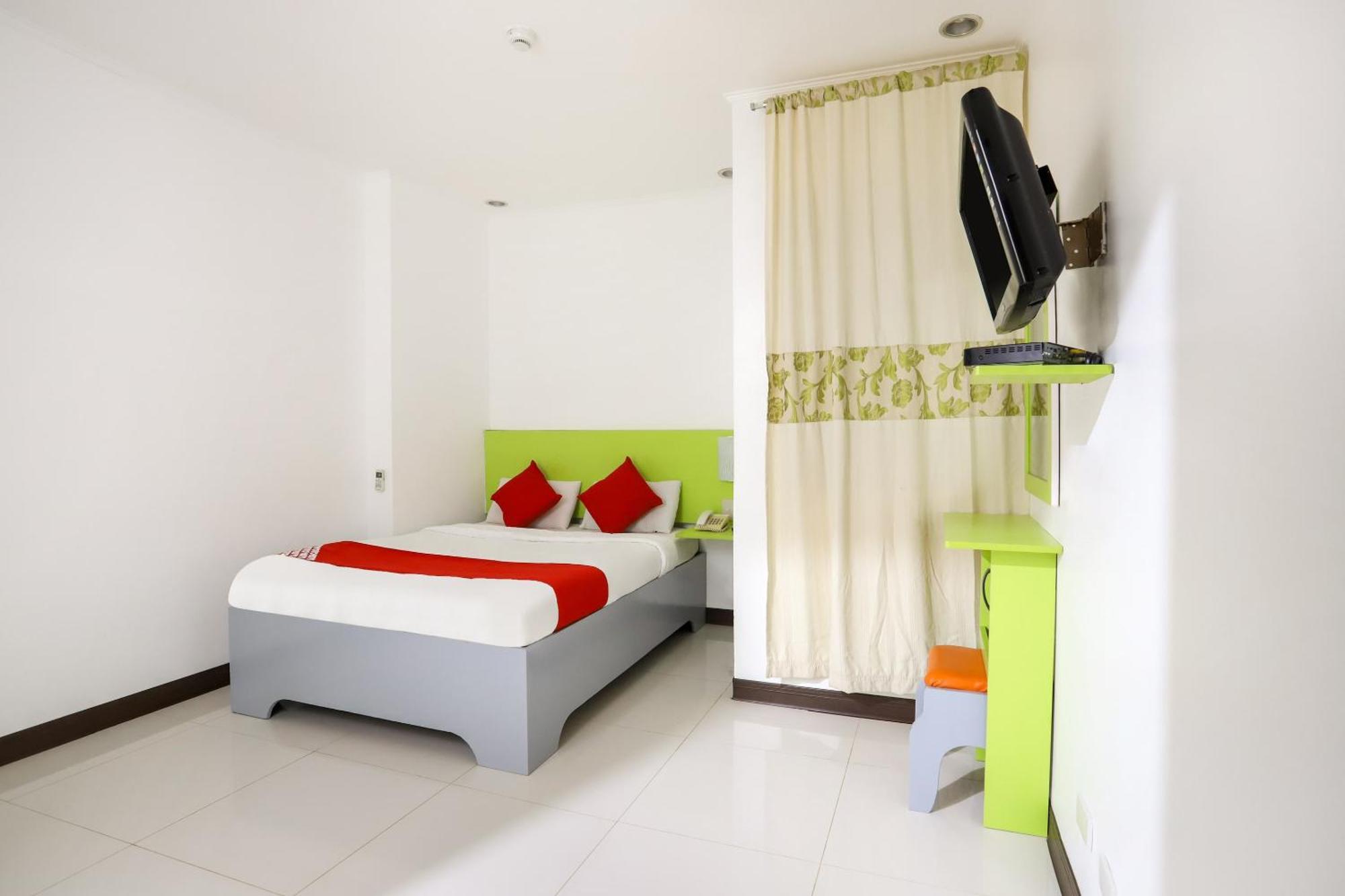 Oyo 210 Apple Tree Suites Cebu Extérieur photo