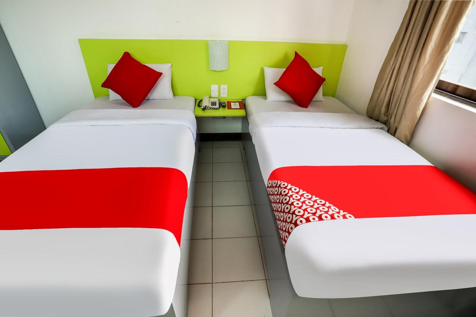 Oyo 210 Apple Tree Suites Cebu Extérieur photo